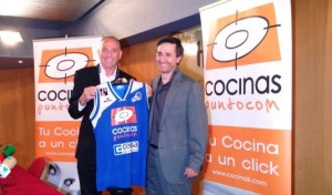 Rueda de prensa de Juan Bernabé (Presidente del club) y Arnaldo Urrutia (Director General de Cocinas.com)